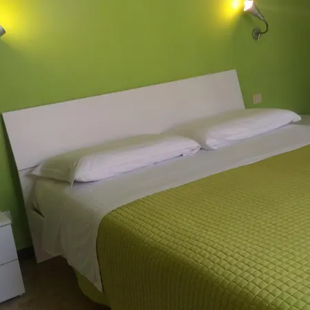 Borgo Degli Ulivi 度假村 3*
