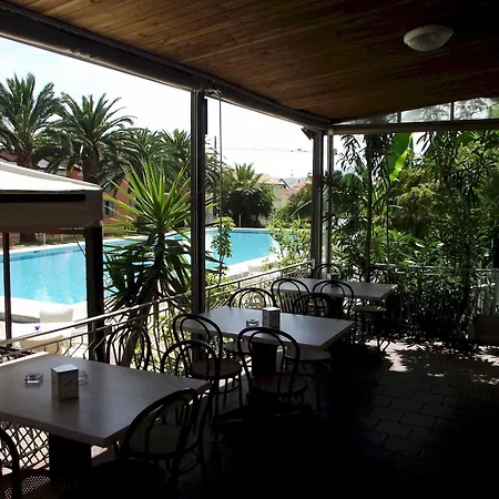 度假村 Borgo Degli Ulivi 3*