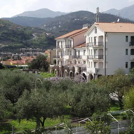 度假村 Borgo Degli Ulivi