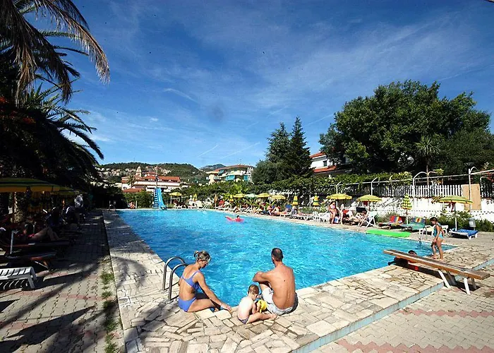 فندق Il Borgo Degli Ulivi بيترا ليغوري