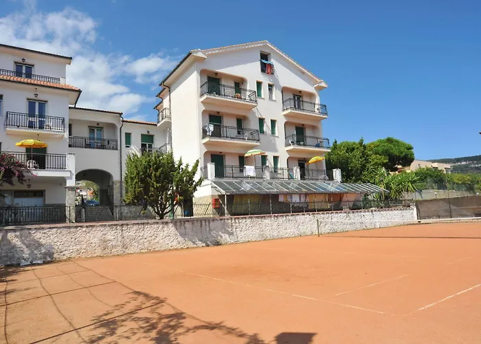 Il Borgo Degli Ulivi 3*