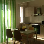 Il Borgo Degli Ulivi فندق بيترا ليغوري