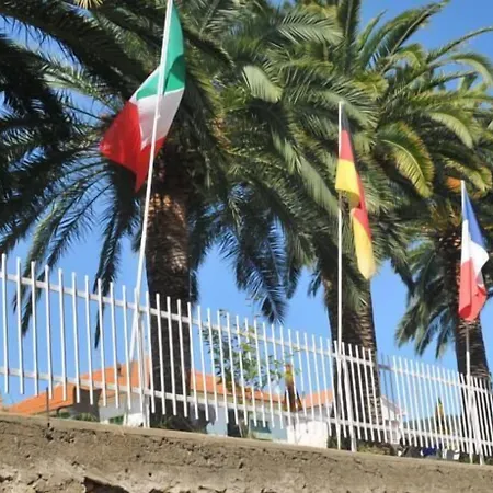 Il Borgo Degli Ulivi 3*