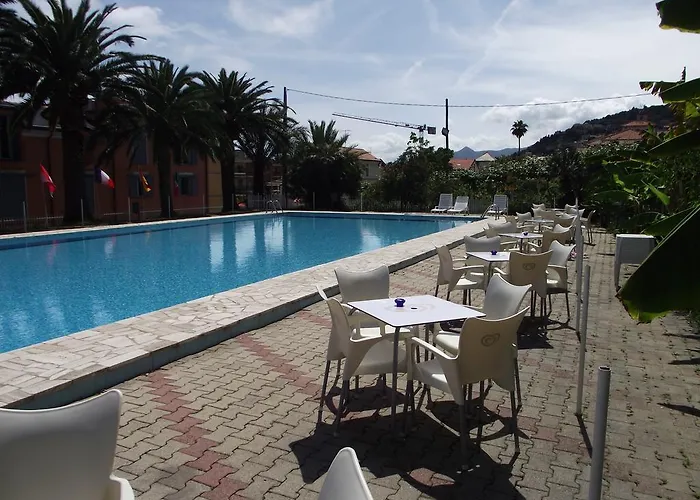 Ξενοδοχείο Il Borgo Degli Ulivi 3*