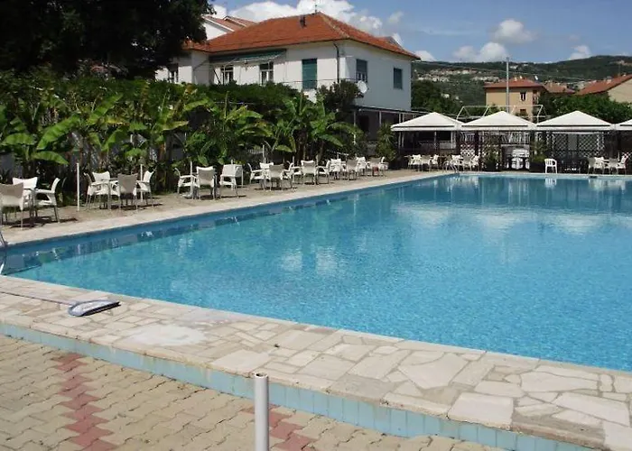 Il Borgo Degli Ulivi Ξενοδοχείο Pietra Ligure