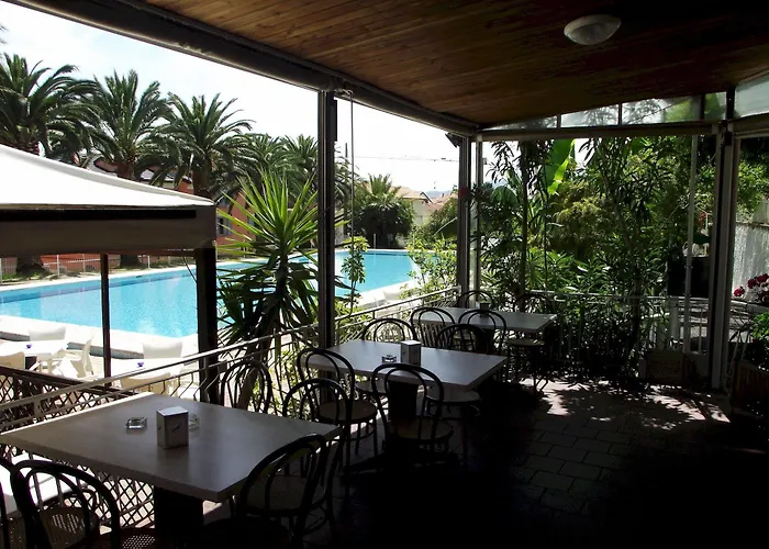 Ξενοδοχείο Il Borgo Degli Ulivi 3*