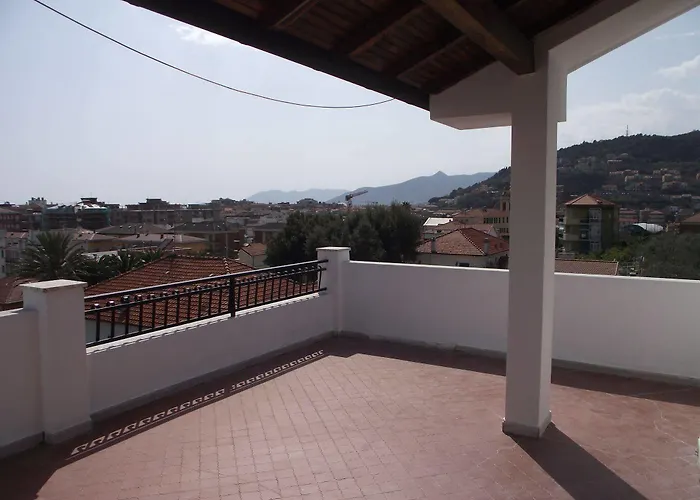 Il Borgo Degli Ulivi Pietra Ligure