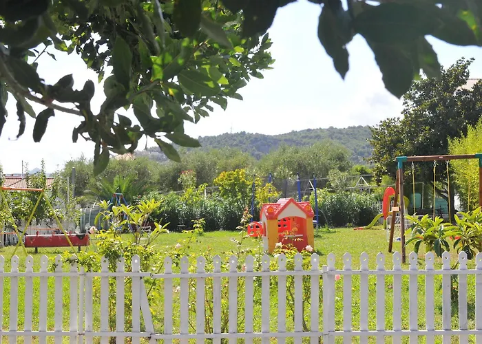 Ξενοδοχείο Il Borgo Degli Ulivi Pietra Ligure